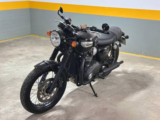 TRIUMPH BONNEVILLE T100 BLACK 900 TRIUMPH BONNEVILLE T100 BLACK 900